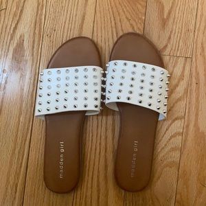 White with Spikes Slides